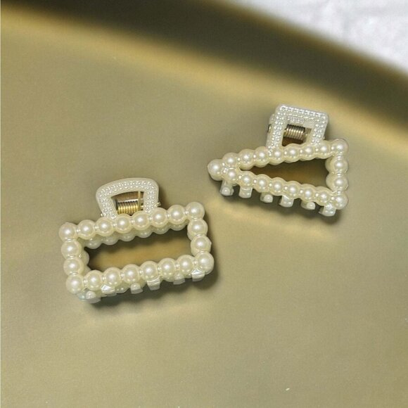 MINI FAUX PEARL CLAW CLIP DUOS (GEOMETRIC PACK) - Picture 4 of 5